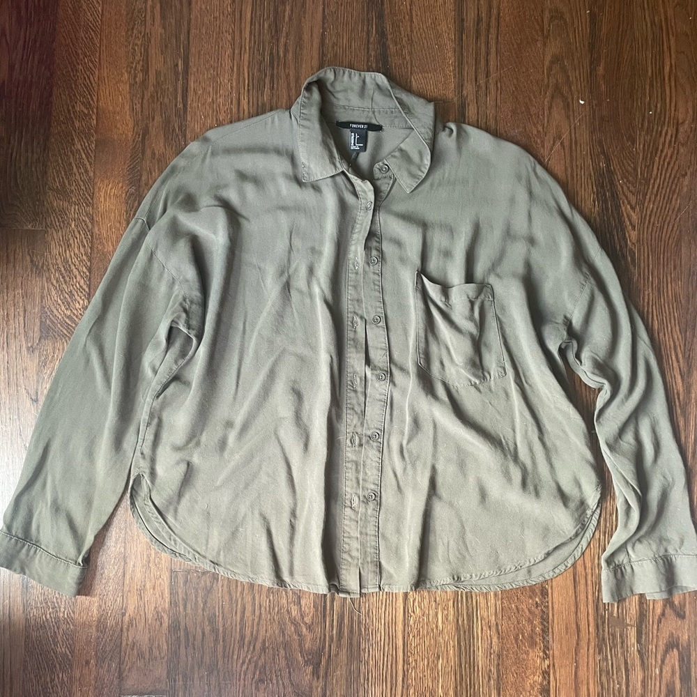 Forever 21 olive green button down shirt